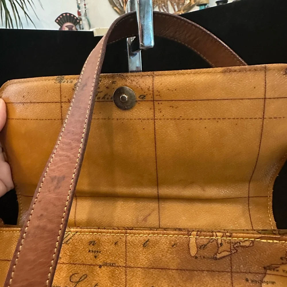 Alviero Martini Yellow Map-Print Crossbody Bag with Brown Trim - Picture 3 of 10